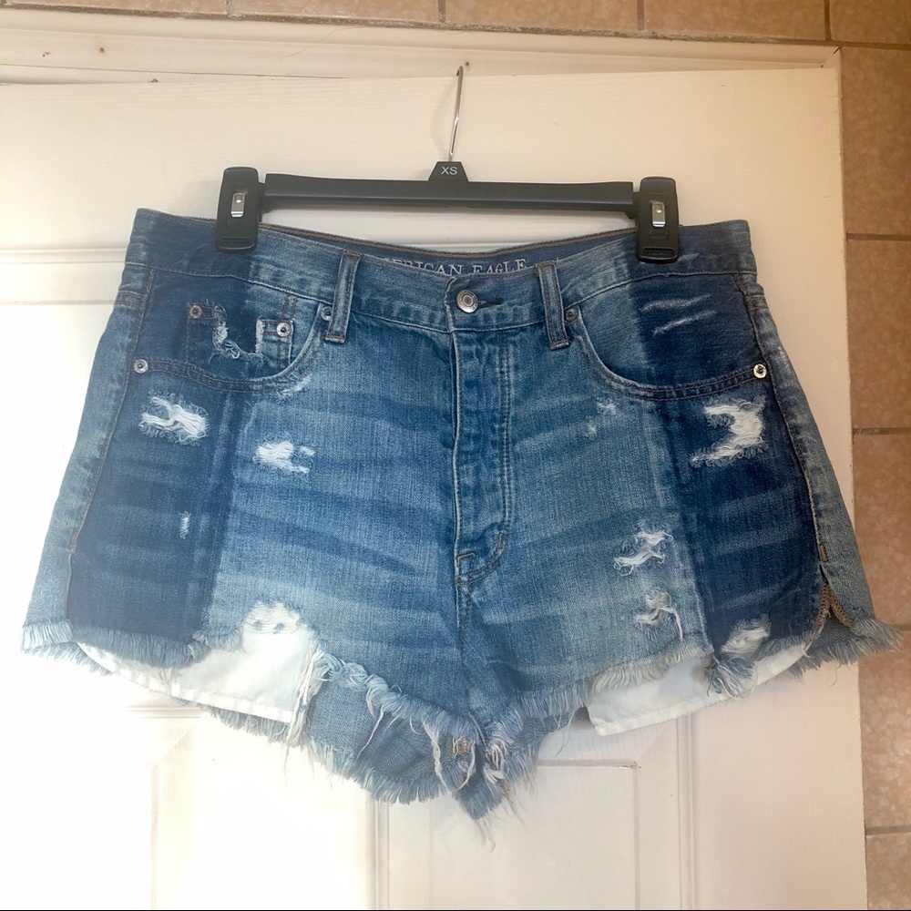 American Eagle Hi-Rise Festival Shorts